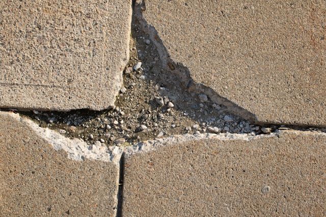 broken sidewalk repair syracuse ny